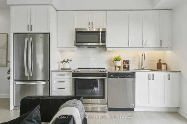 Additional image 10 of 8 Nahani Way Unit 821