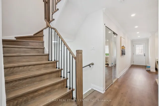 Additional image 17 of 39 Four Seasons Circ