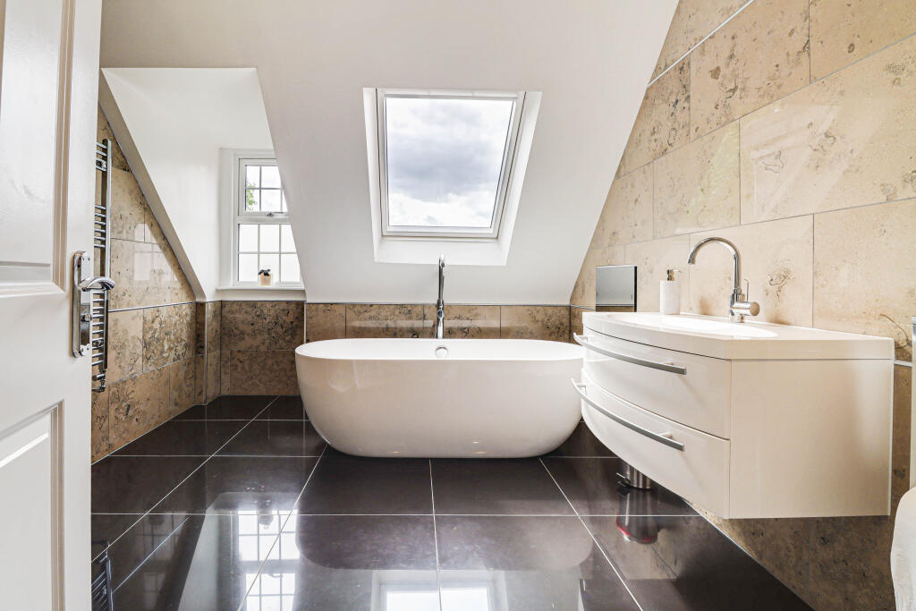 Additional image 14 of Boyes Crescent, Napsbury Park, St. Albans, AL2