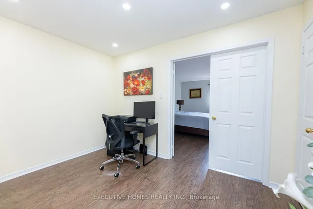 Additional image 20 of 416 Hobbs Cres