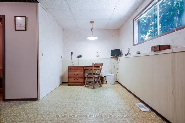 Additional image 23 of 2151 Falmouth Terr