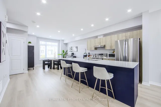 Additional image 13 of 52 SENTINEL Lane