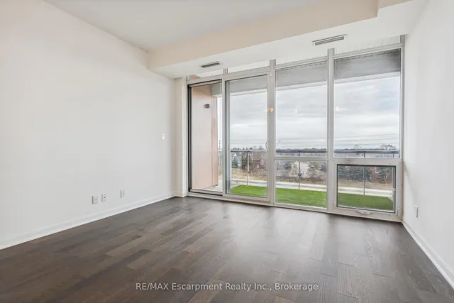 Additional image 7 of 3028 CREEKSHORE COMMON Unit 309