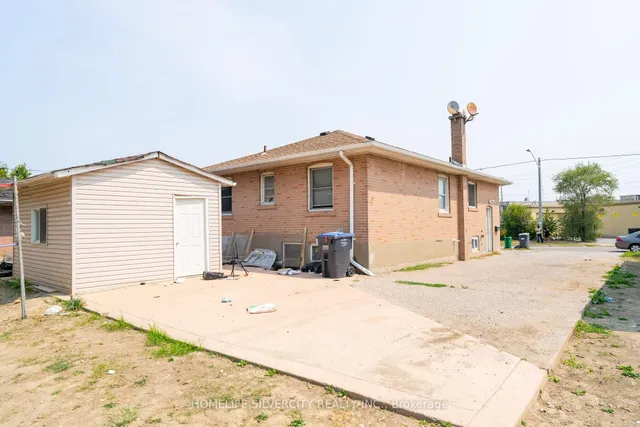 Additional image 2 of 3 Studley St