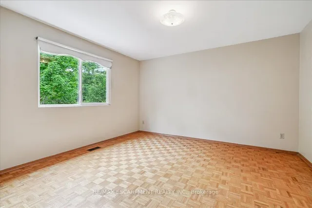 Additional image 12 of 247 Beechfield Rd