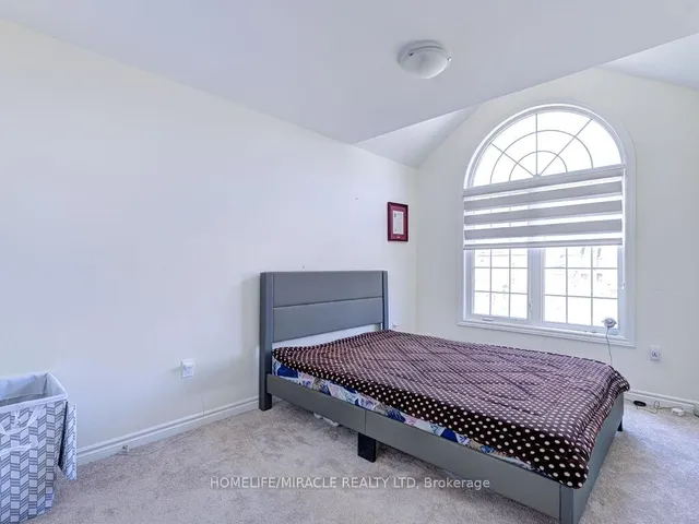 Additional image 30 of 8 Jenwood Cres