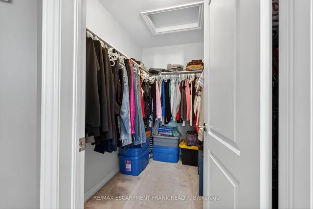 Additional image 33 of 35 PURNELL Dr