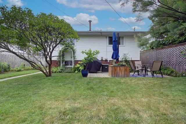 Additional image 40 of 2410 Tait Ave