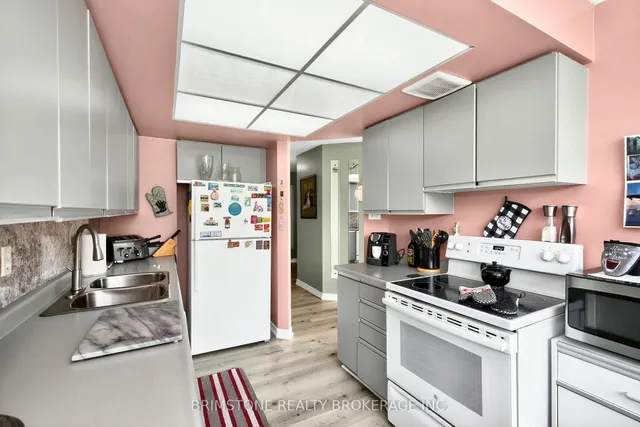 Additional image 14 of 26 Hanover Rd Unit 202