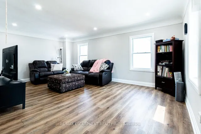 Additional image 25 of 773 Lawrence Rd