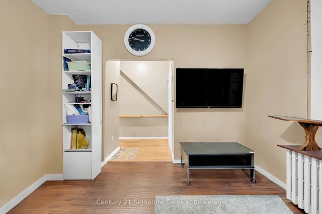 Additional image 30 of 17 Fleming Ave