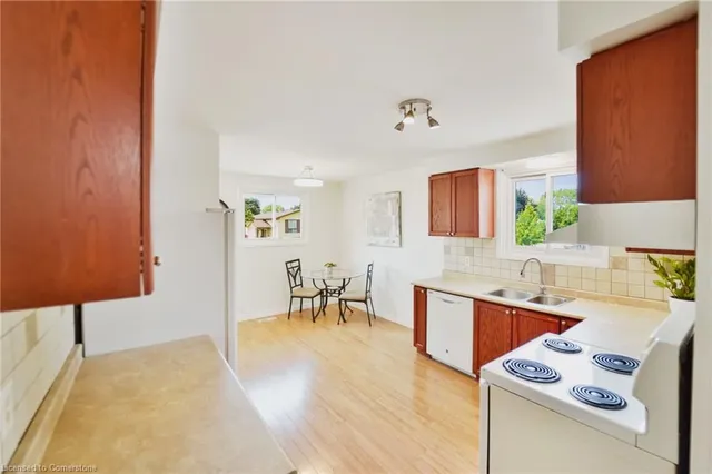 Additional image 11 of 50 Odessa St