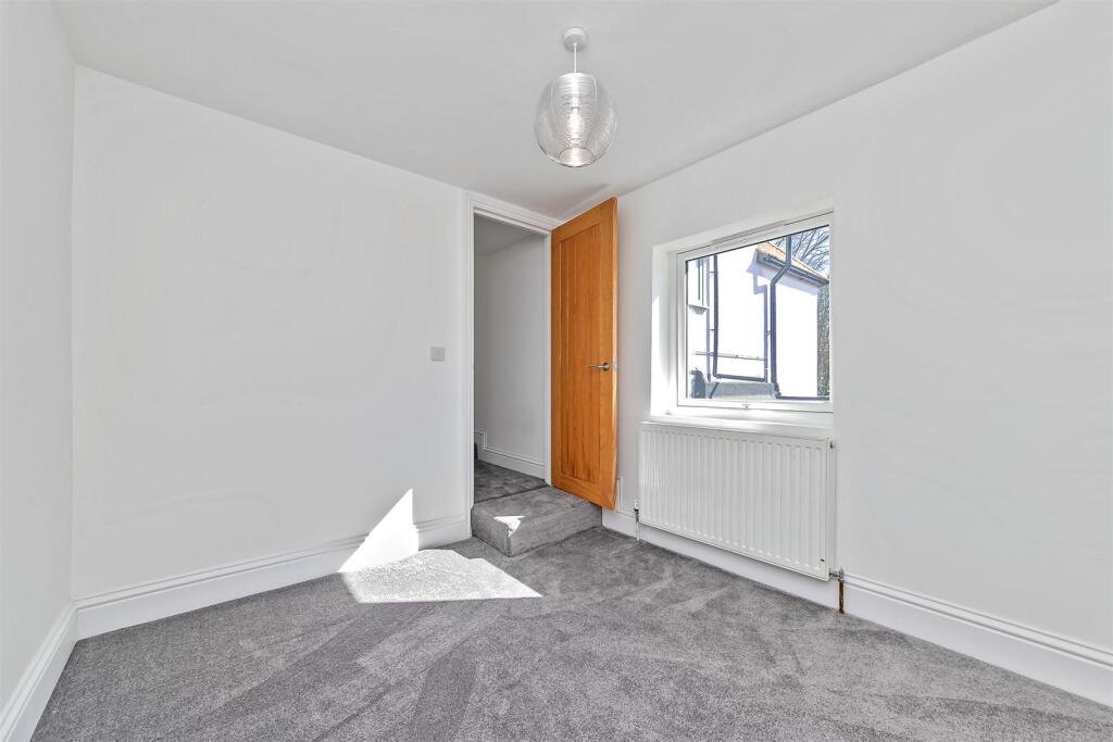 Additional image 7 of Frogmore, St. Albans