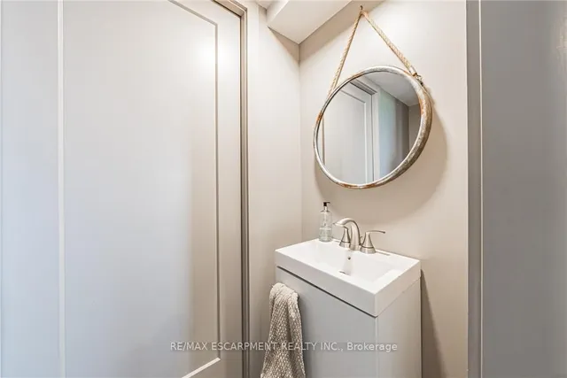 Additional image 18 of 5 Dexter Ave