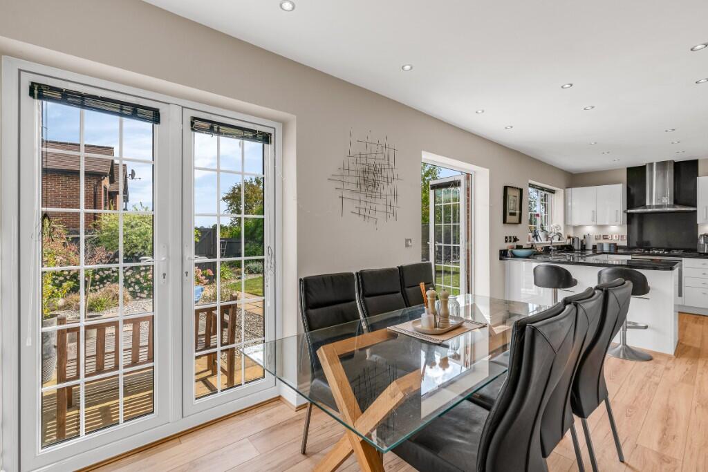 Additional image 3 of Meadow View, Redbourn, St Albans, AL3