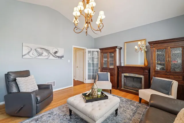 Additional image 17 of 641 Symons Cross