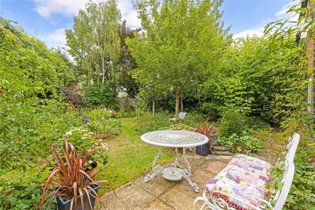 Additional image 12 of The Hill, Wheathampstead, St. Albans, Hertfordshire, AL4