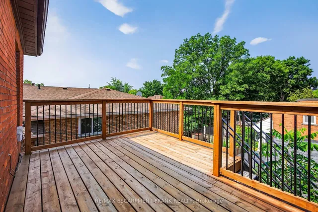 Additional image 50 of 84 RAY St