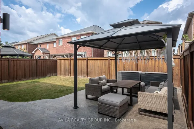 Additional image 47 of 319 Bessborough Dr