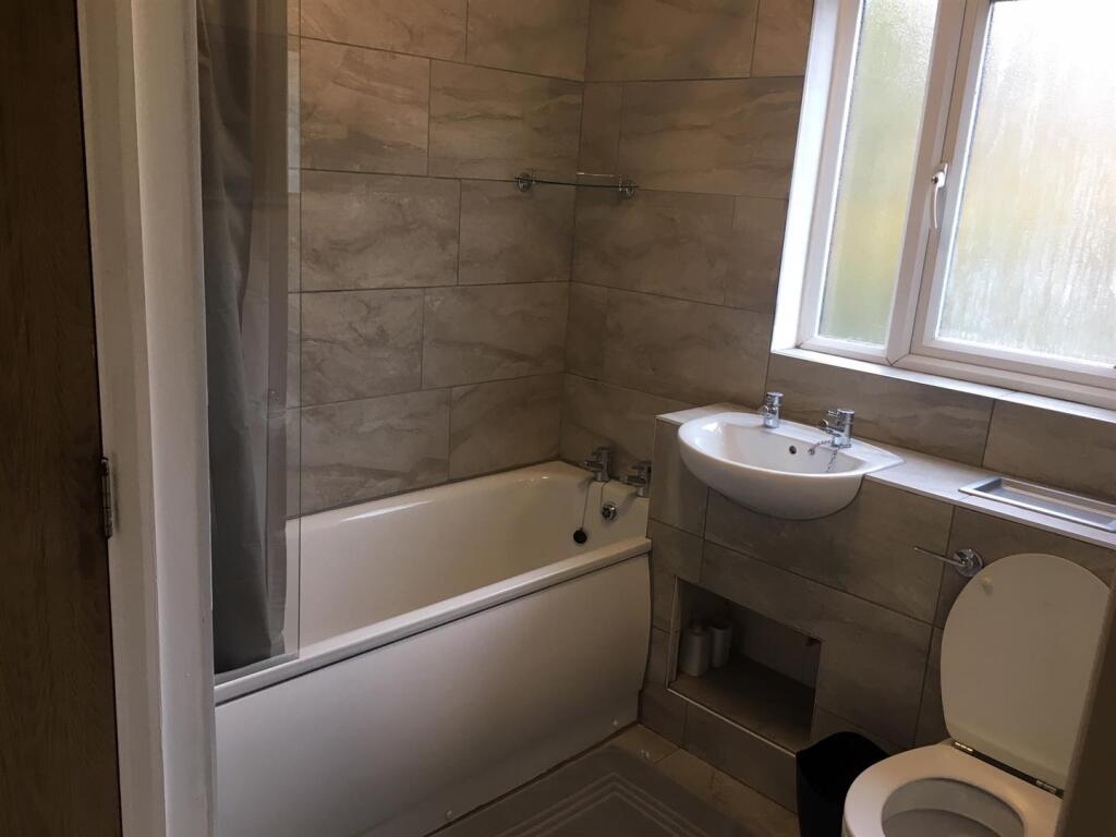 Additional image 2 of Tudor Close, Hatfield