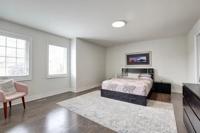 Additional image 29 of 1 Alameda St