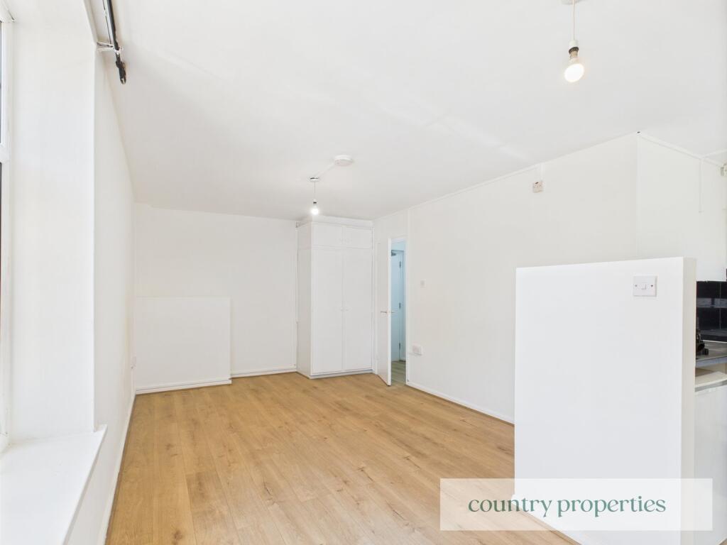 Additional image 4 of Boundary Lane, Welwyn Garden City, AL7