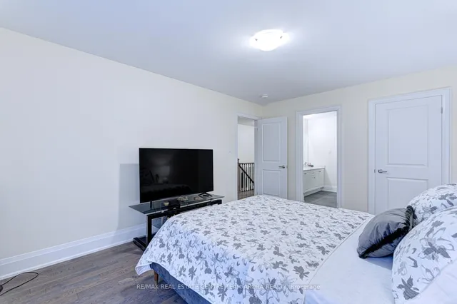 Additional image 23 of 8 Ferdinand Dr