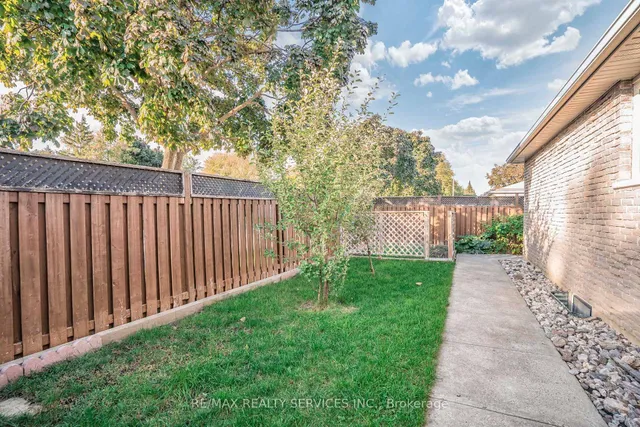 Additional image 33 of 66 Tindale Rd