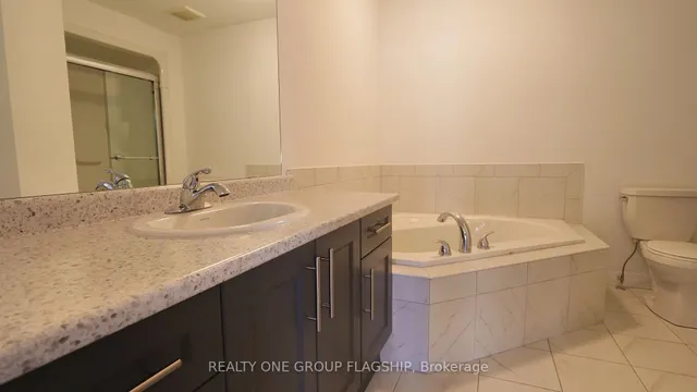 Additional image 11 of 14 Laguna Village Cres Unit 14
