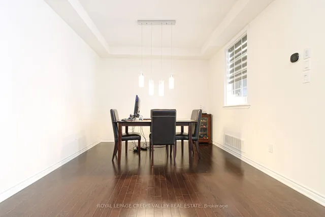 Additional image 9 of 1229 Rose Way