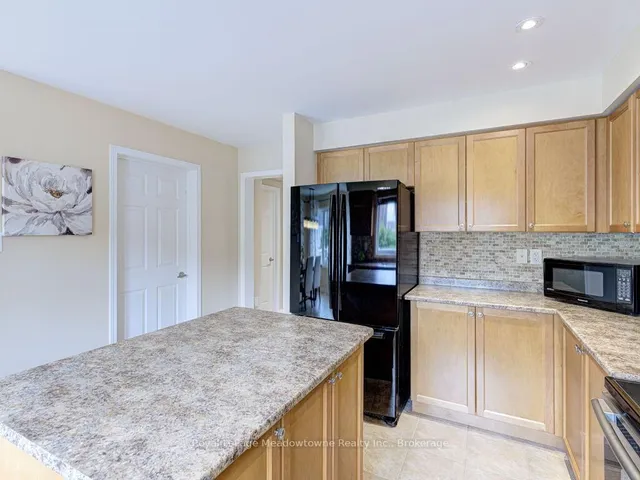 Additional image 23 of 220 Magurn Gate