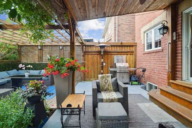 Additional image 32 of 641 Symons Cross