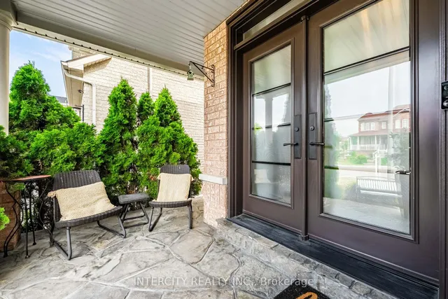 Additional image 38 of 21 Armani Lane