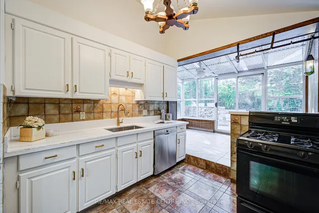 Additional image 13 of 130 Cornwall Rd