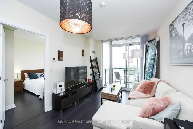 Additional image 7 of 5033 Four Springs Ave Unit 1418