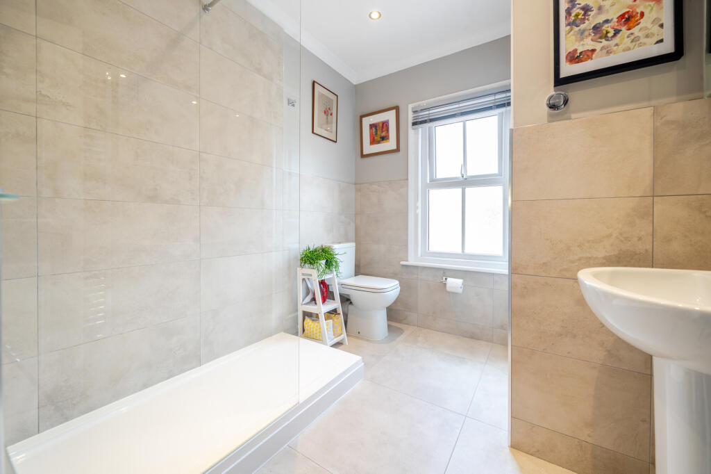 Additional image 8 of Common Lane, Harpenden, AL5