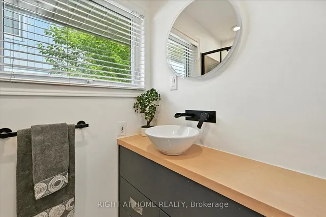 Additional image 3 of 157 West 19th St