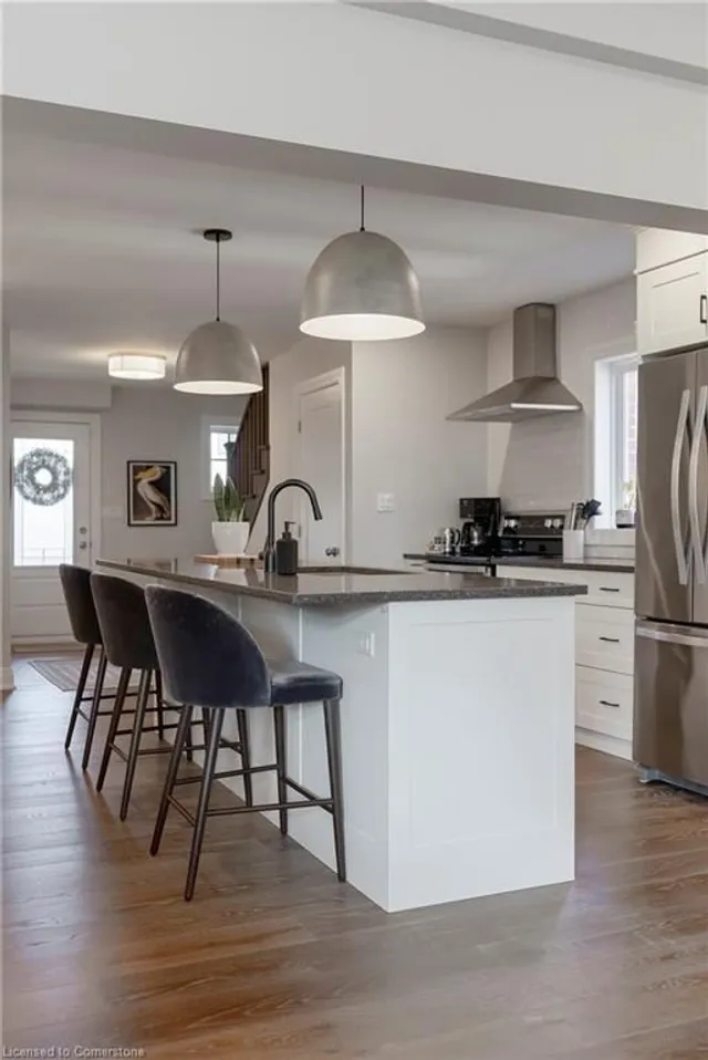 Additional image 21 of 20 Mountain Park Ave