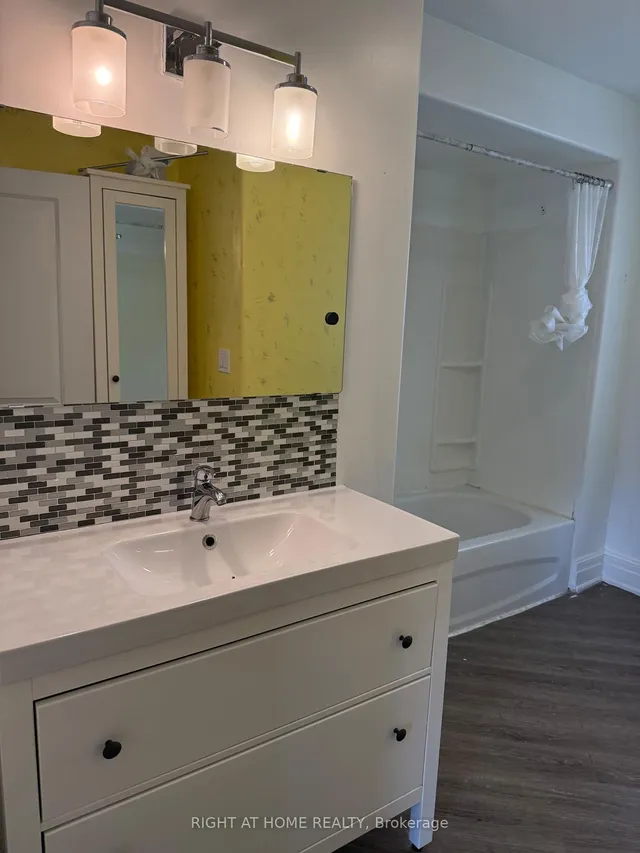 Additional image 25 of 50 Somerset Ave