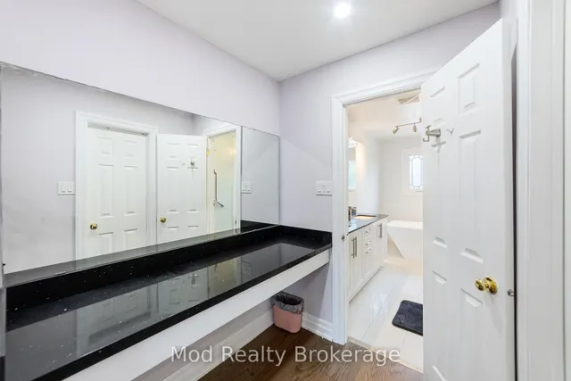 Additional image 21 of 415 Everton Dr