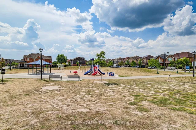 Additional image 30 of 411 Cedric Terr