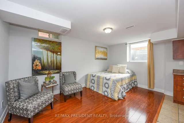 Additional image 37 of 39 Pantomine Blvd