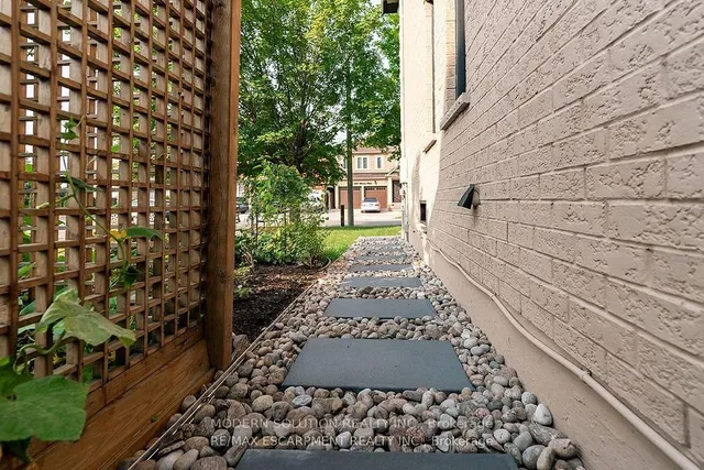 Additional image 36 of 4982 Maxine Pl