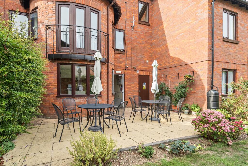 Additional image 16 of Batchwood View, St. Albans