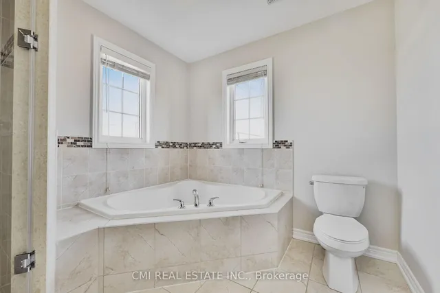 Additional image 29 of 40 Spokanne St