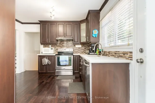 Additional image 10 of 105 Aloma Cres