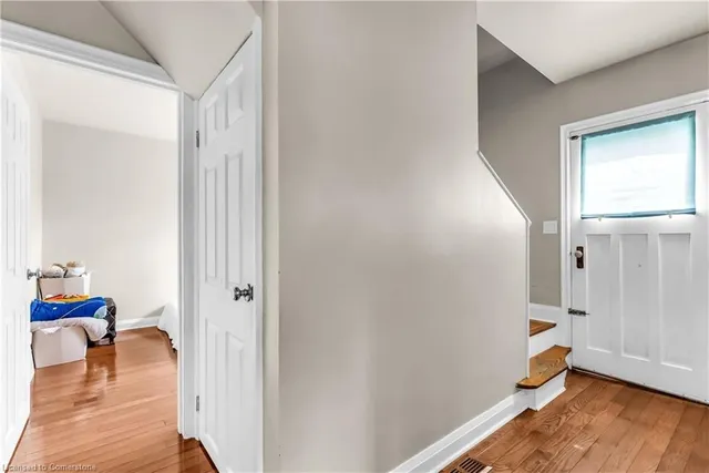 Additional image 19 of 59 Cloverdale Ave