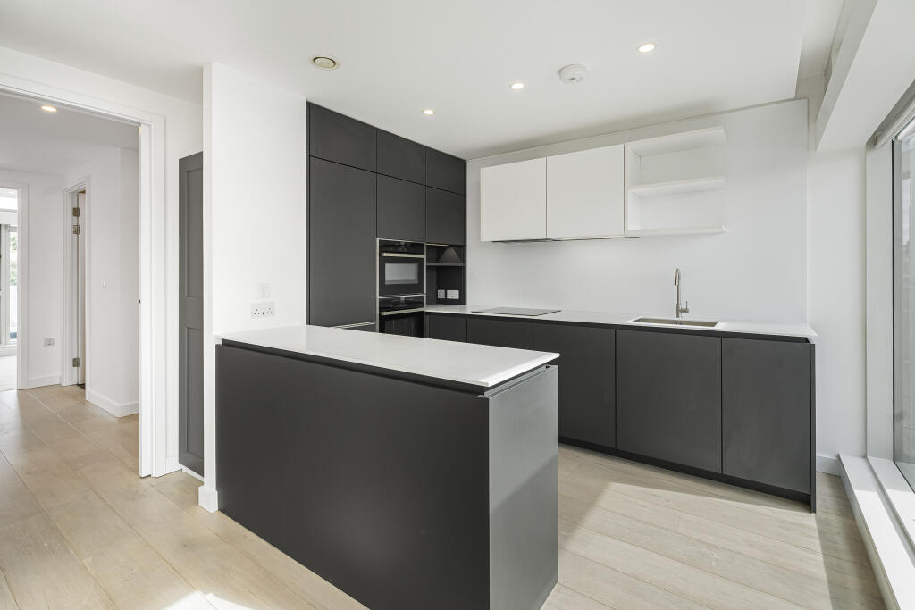 Additional image 28 of Gabriel Square, St. Albans, Hertfordshire, AL1