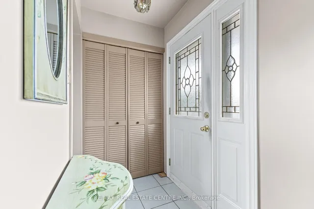 Additional image 4 of 48 Marblehead Cres