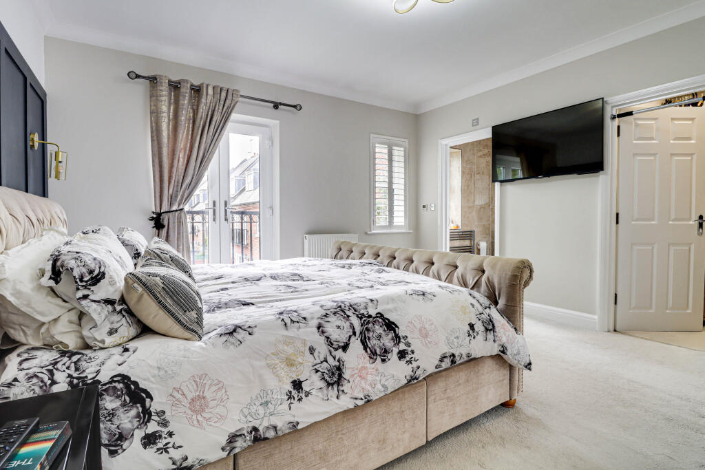 Additional image 12 of Boyes Crescent, Napsbury Park, St. Albans, AL2